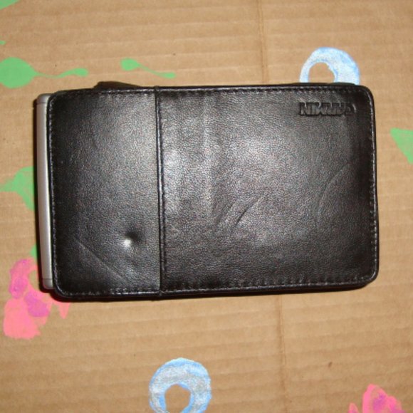 GARMIN NUVI 660 GPS with Leather Case - Picture 5 of 14